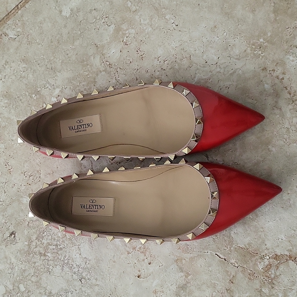 Valentino Garavani rockstud patent leather flats